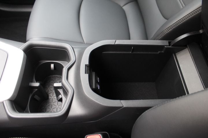 Used Car 2024 Toyota Rav4 Hybrid  Xle Premium For Sale Under $35,000 In Austin, Texas