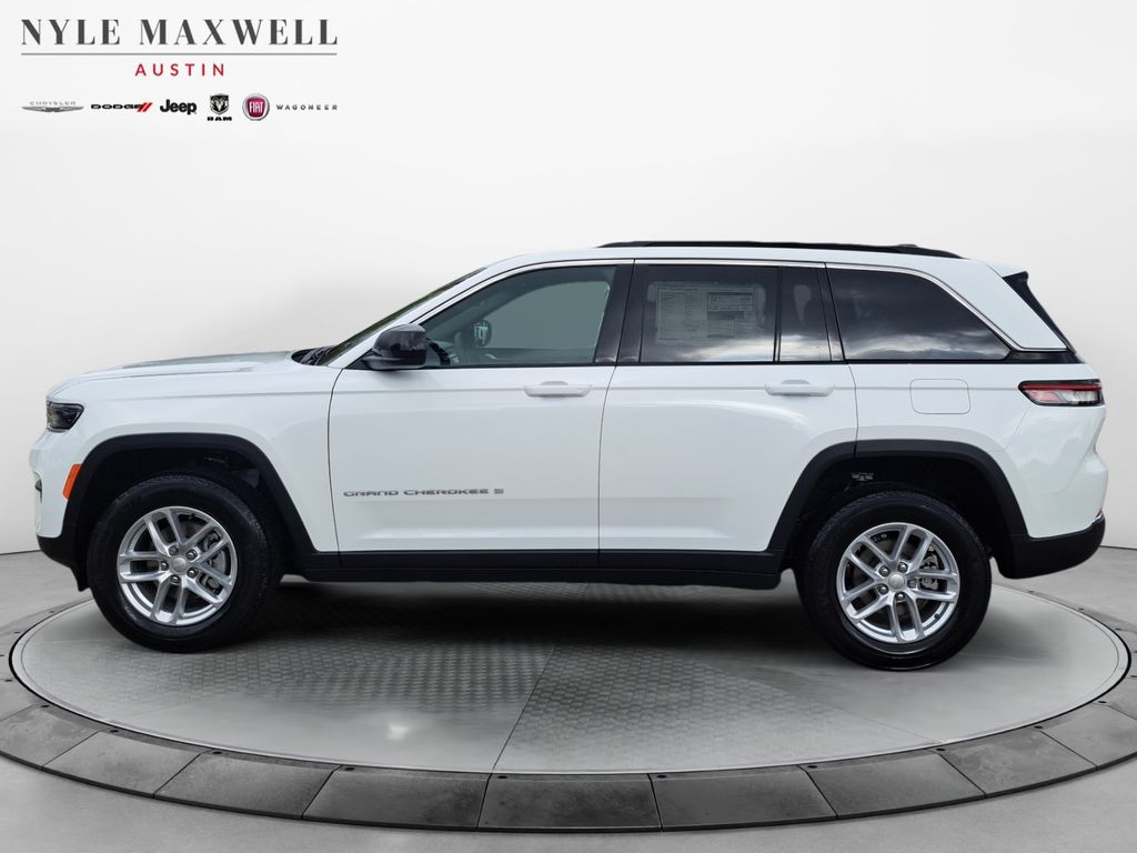 New Car 2025 Jeep Grand Cherokee  Laredo For Sale Under $35,000 In Austin, Texas