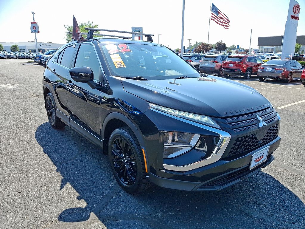 Thumbnail: 2022 Mitsubishi Eclipse Cross - 3