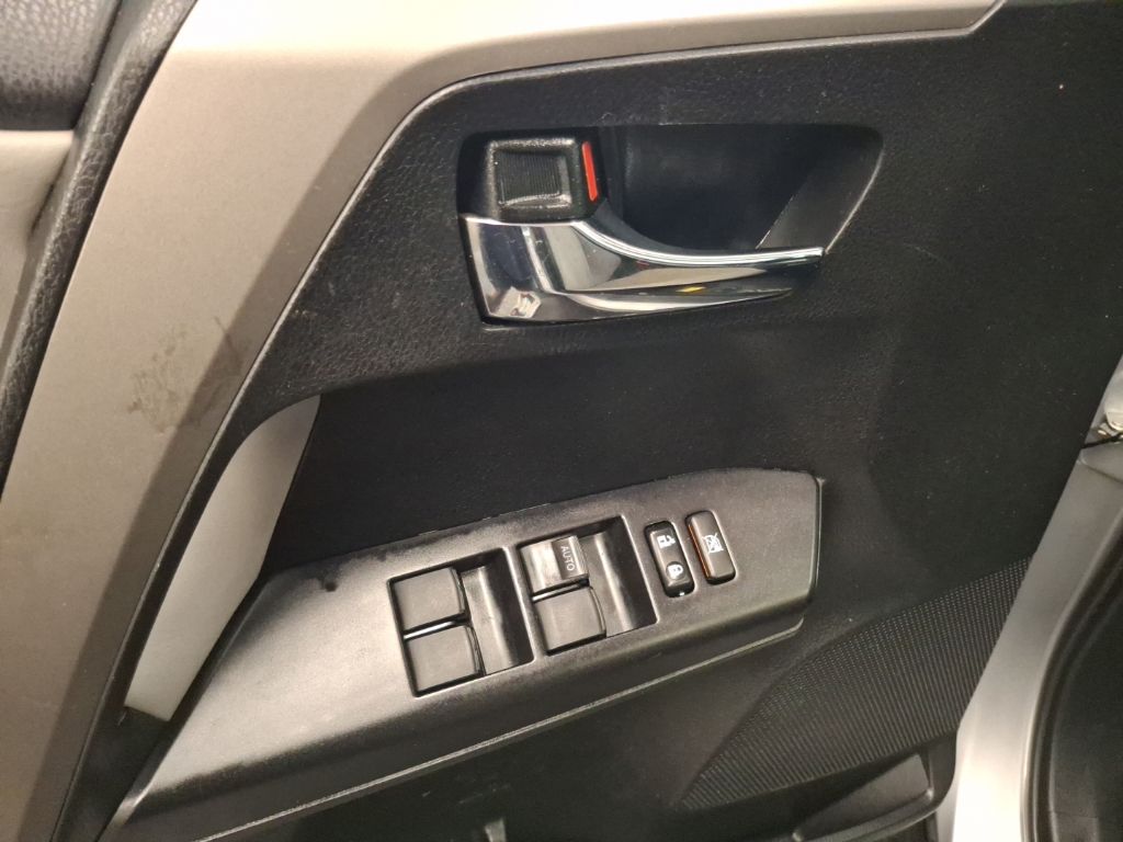 Used 2018 Toyota RAV4 SUV