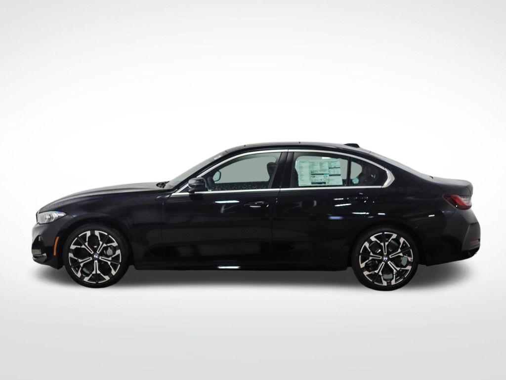 Thumbnail: 2026 BMW 3 Series - 2