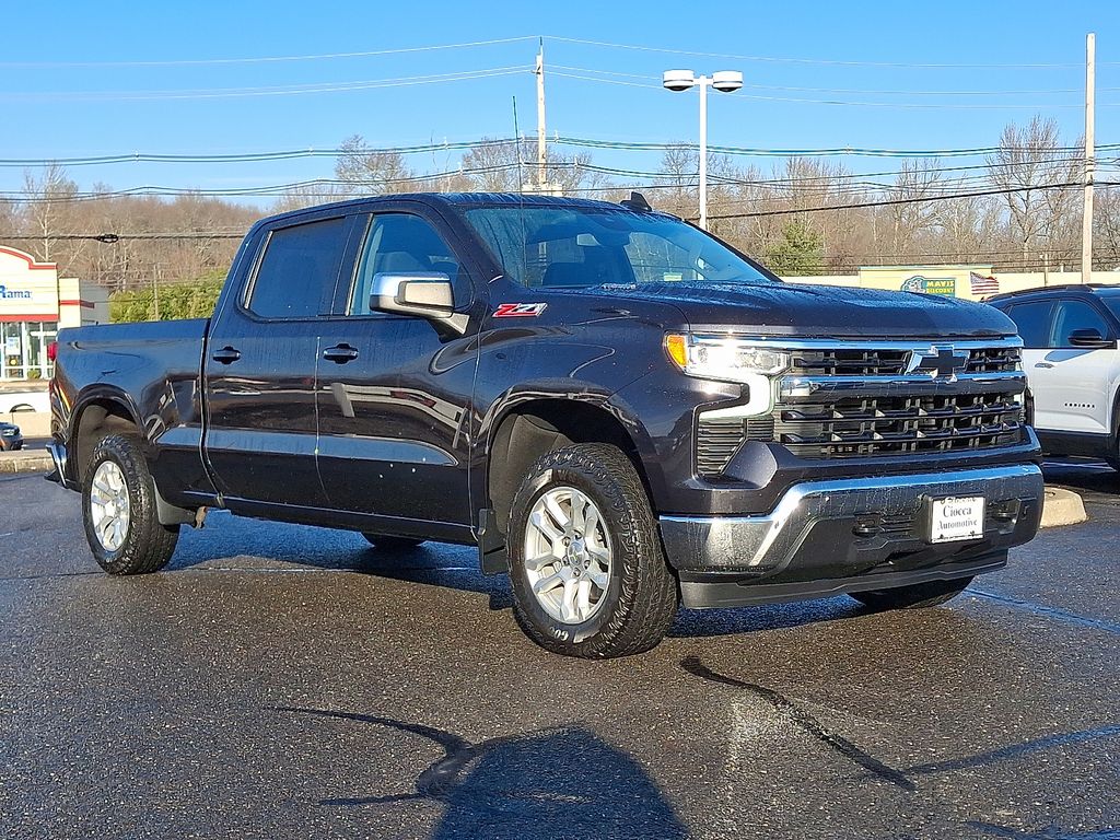 2022 Chevrolet Silverado 1500 LT Crew Cab 4WD