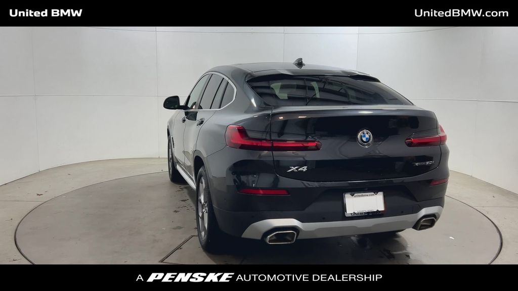 2024 BMW X4 xDrive30i 7