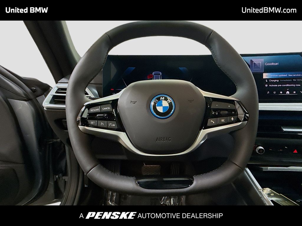 Thumbnail: 2026 BMW i4 - 6