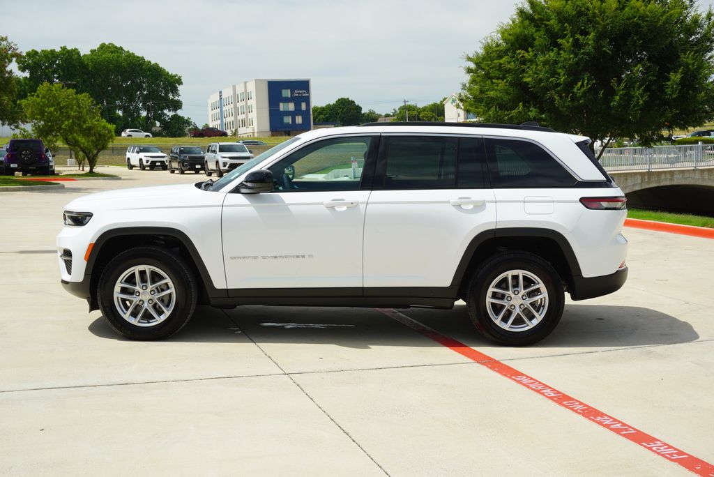Used Car 2025 Jeep Grand Cherokee  Laredo X For Sale Under $35,000 In Weatherford, Texas