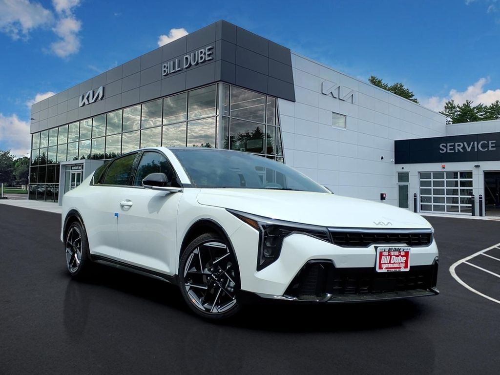 Snow White Pearl 2026 Kia K4 GT-Line FWD Sedan Front-Wheel Drive Continuously Variable Transmission