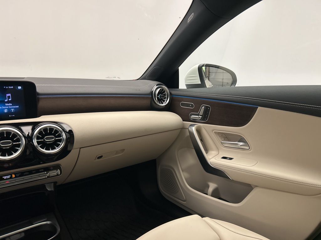 Thumbnail: 2022 Mercedes-Benz CLA - 26