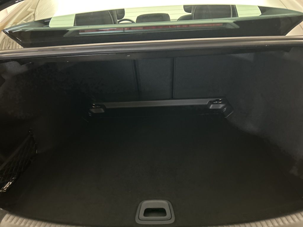 Thumbnail: 2025 Mercedes-Benz C-Class - 29