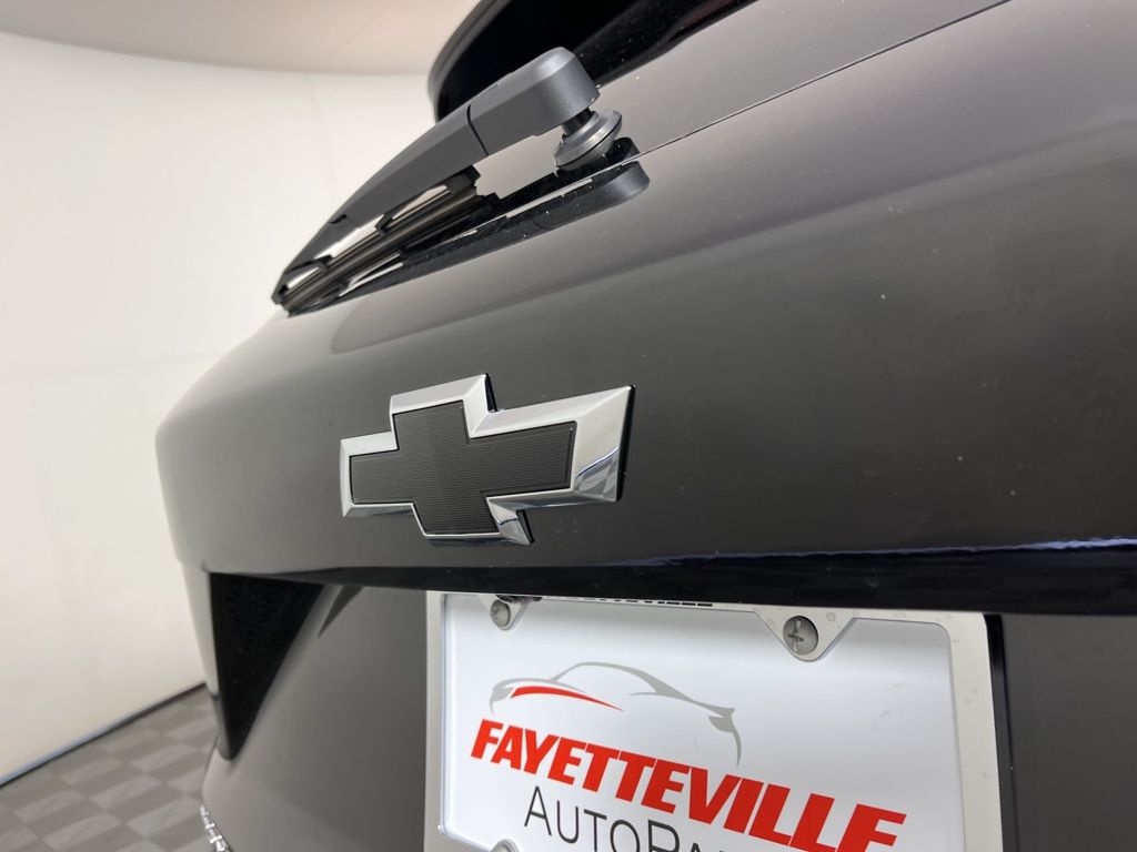Thumbnail: 2025 Chevrolet Trax - 17