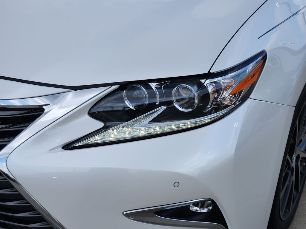 2017 Lexus ES 350 White at Westside Lexus