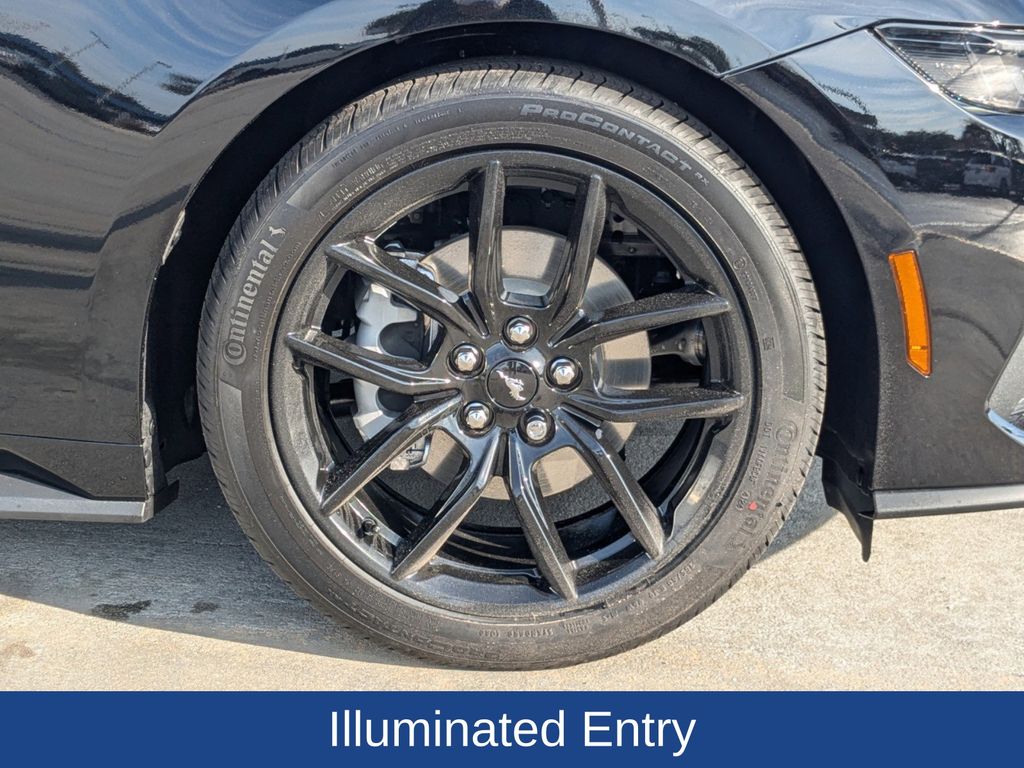 2025 Ford Mustang EcoBoost Premium
