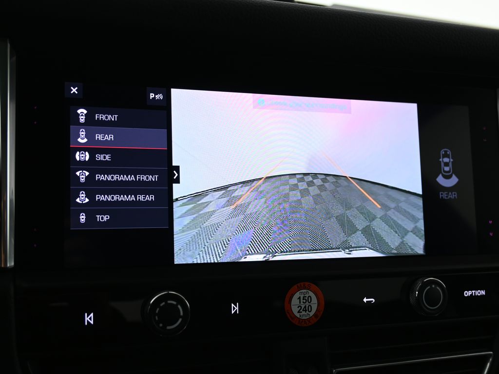 Thumbnail: 2025 Porsche Macan - 26