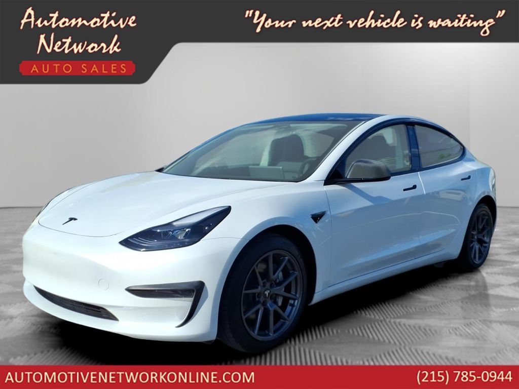 White 2023 Tesla Model 3 RWD Sedan Rear-Wheel Drive 1-Speed Automatic