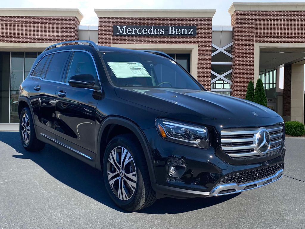 Thumbnail: 2025 Mercedes-Benz GLB - 3