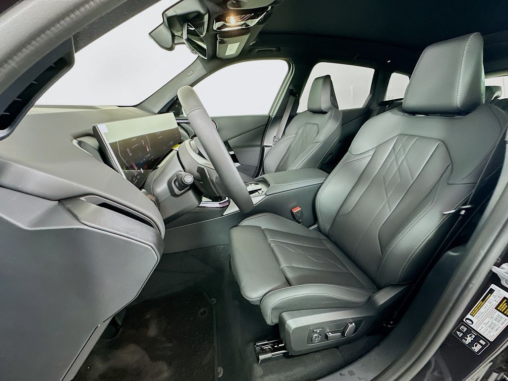 Thumbnail: 2026 BMW X3 - 16