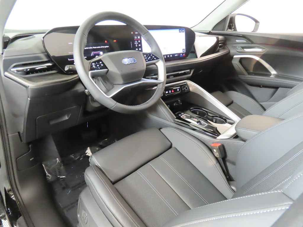 Thumbnail: 2025 Audi Q5 - 25