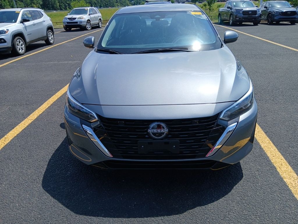 Gray (Gun Metallic) 2025 Nissan Sentra SV FWD Sedan Front-Wheel Drive Continuously Variable Transmission