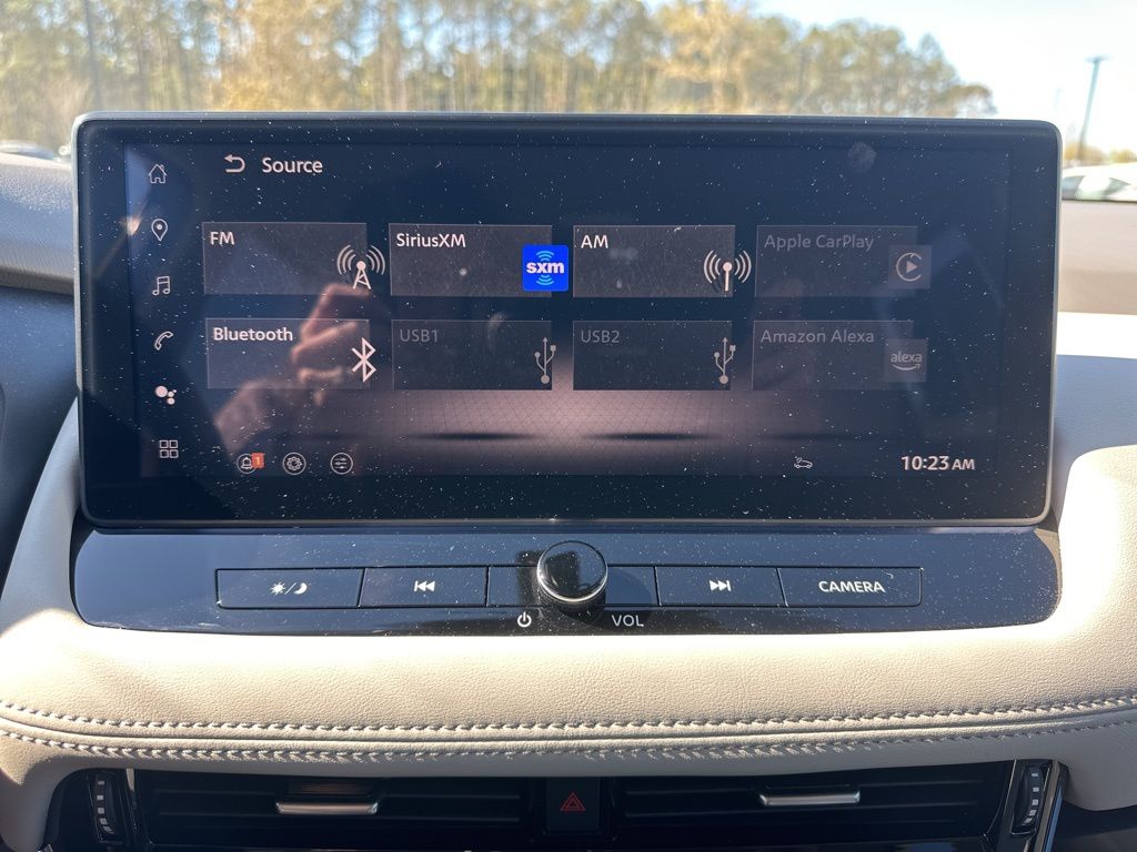 2024 Everest White Pearl Nissan Rogue SL FWD SUV