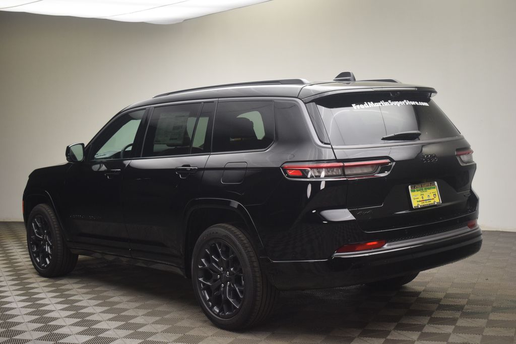 new 2026 Jeep Grand Cherokee L car, priced at $62,321
