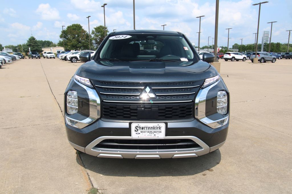 Used 2024 Mitsubishi Outlander SUV