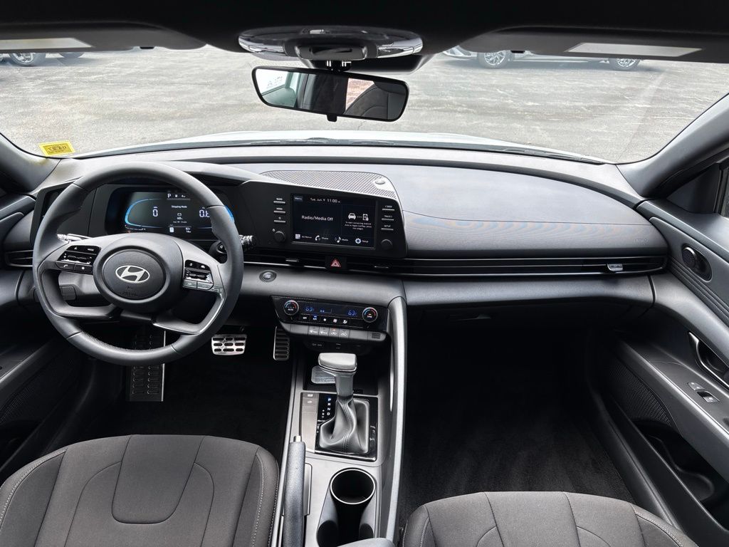 New 2026 White Hyundai SEL Sport image 15
