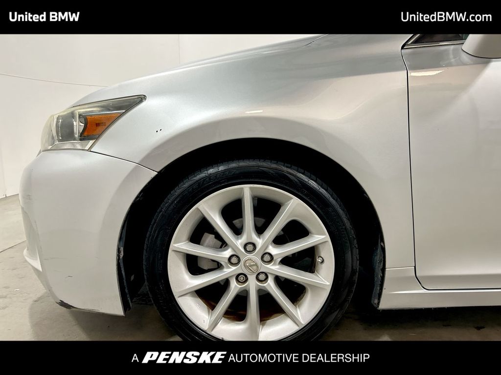 2013 Lexus CT 200h 10