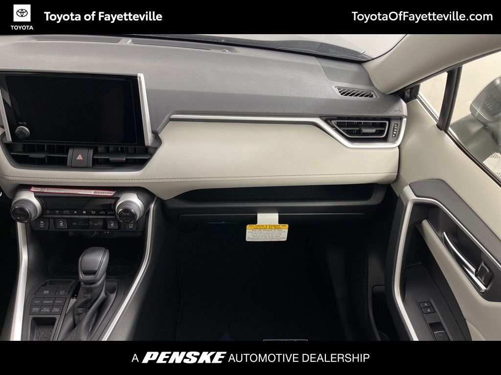 Thumbnail: 2025 Toyota RAV4 - 15