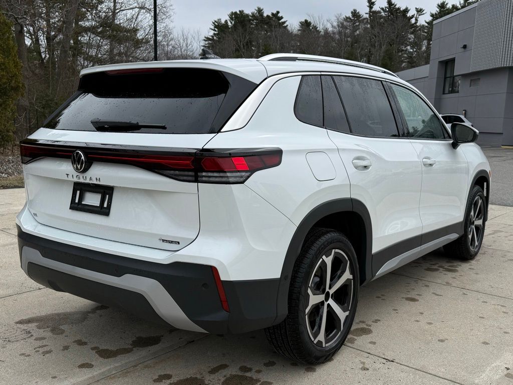 New 2026 White Volkswagen 2.0T SE image 11