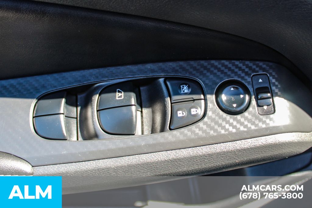 Used 2025 Gray Nissan 2.5 SV image 36
