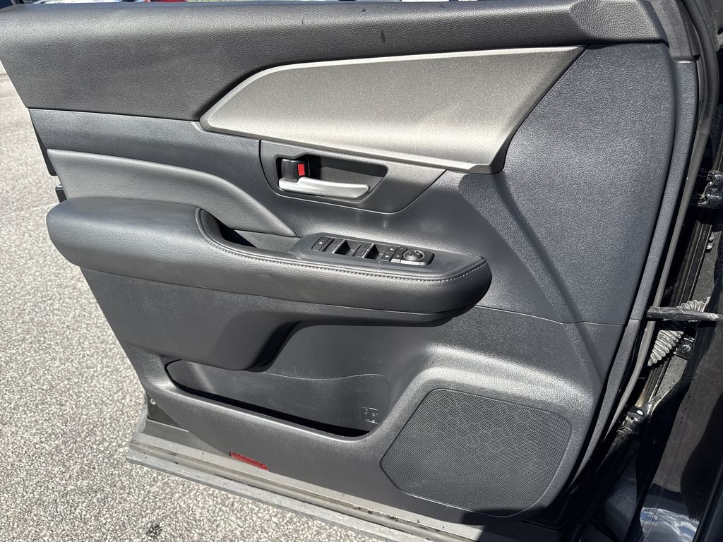 Used 2025 Toyota Grand Highlander SUV