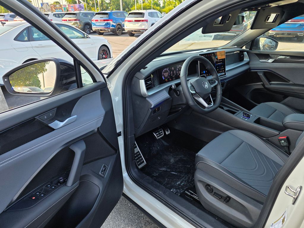 2026 Volkswagen Tiguan 2.0T SE - 11
