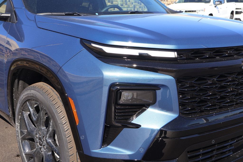 Thumbnail: 2026 Chevrolet Traverse - 3