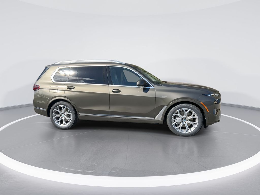 2025 BMW X7 xDrive40i 9