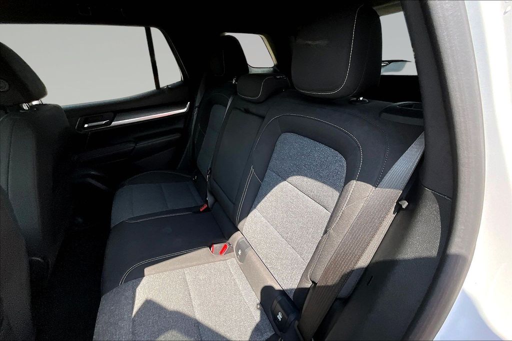 Used 2025 GMC Terrain SUV