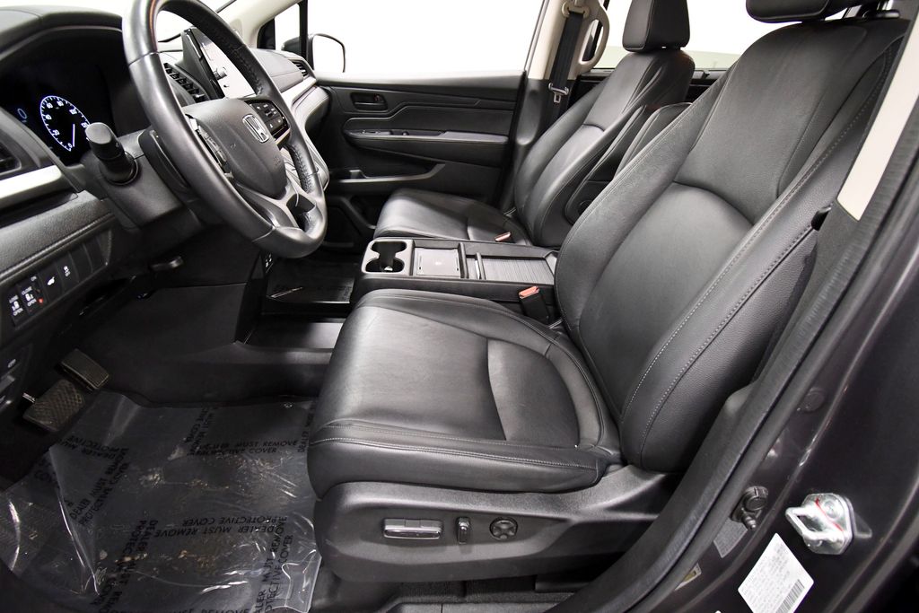 Used 2025 Honda Odyssey Van