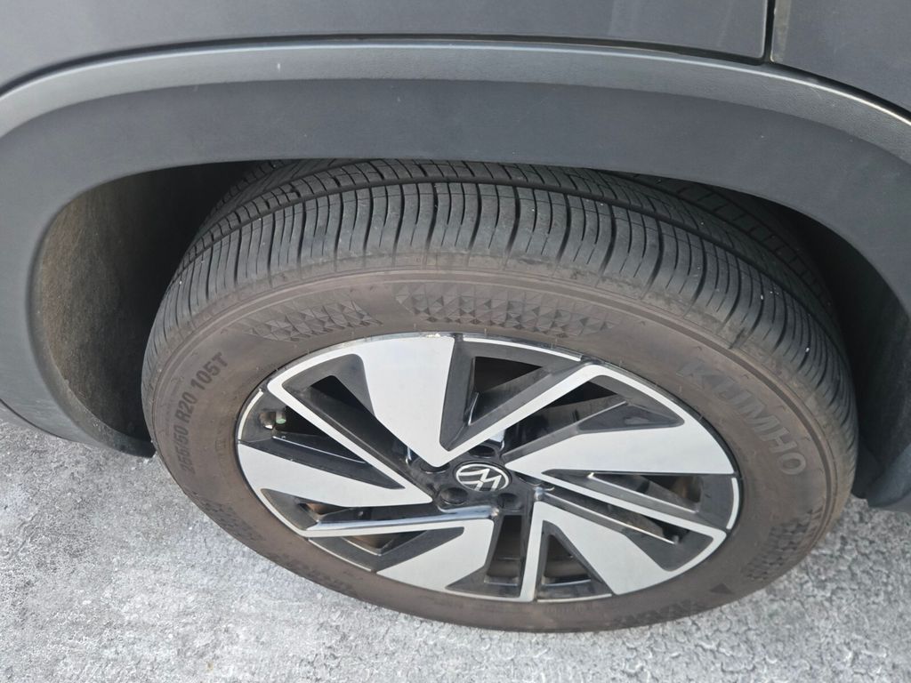 2024 Volkswagen Atlas - $26,500