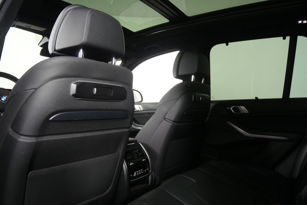 Thumbnail: 2024 BMW X5 - 17