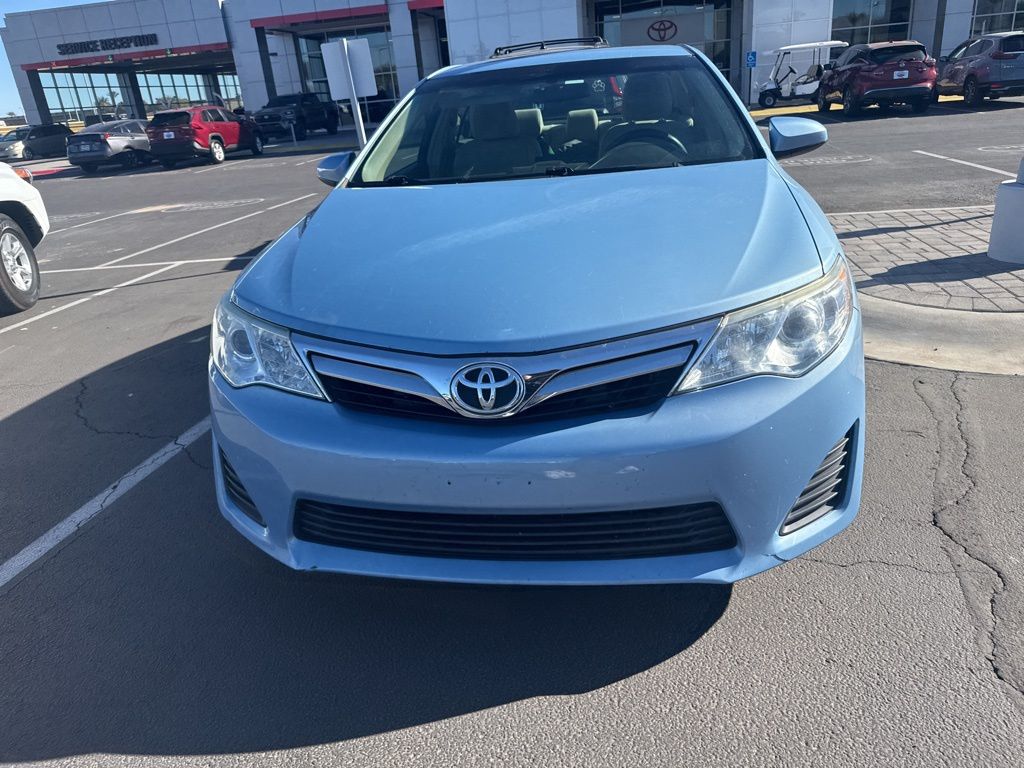 2014 Toyota Camry LE 2