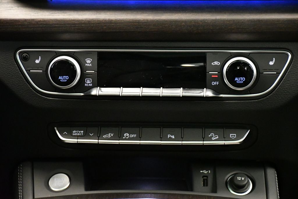 2025 Audi Q5  29