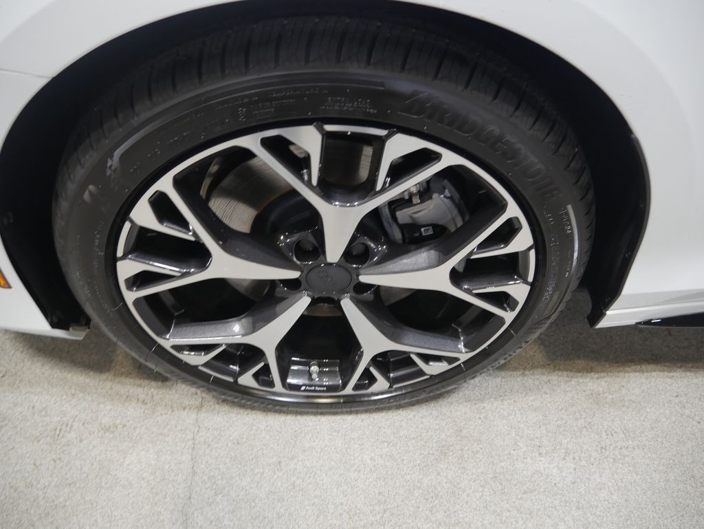 Thumbnail: 2026 Audi A6 - 12