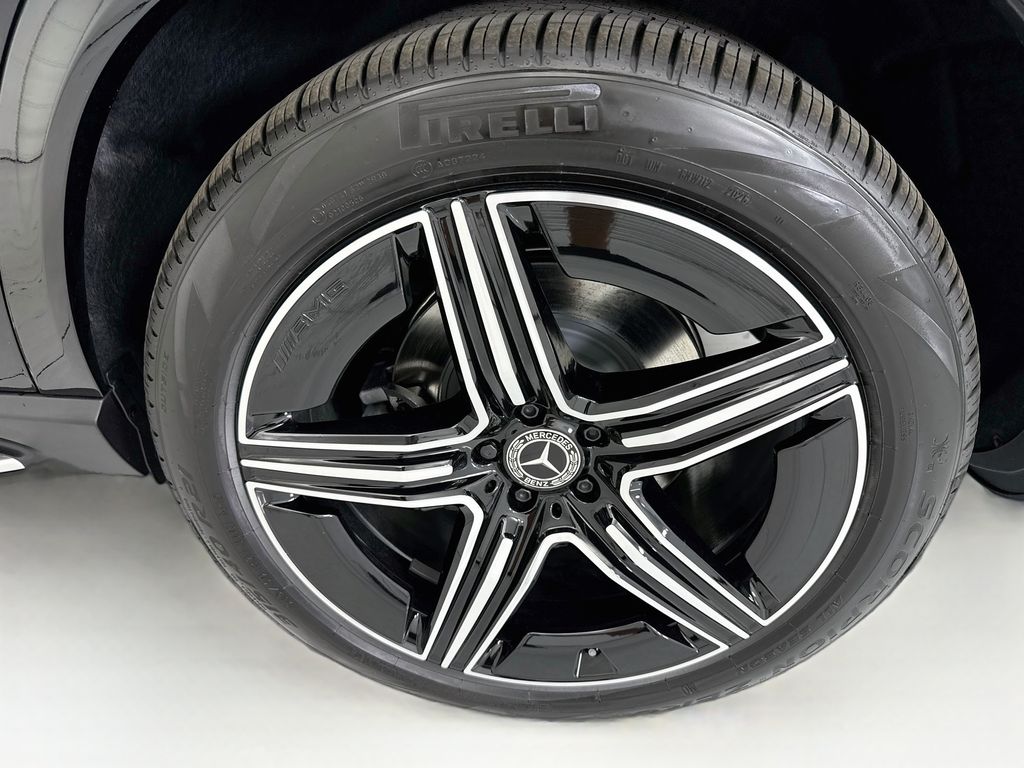 Thumbnail: 2026 Mercedes-Benz GLE - 32