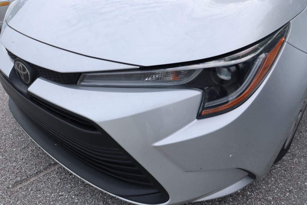 Thumbnail: 2023 Toyota Corolla - 3