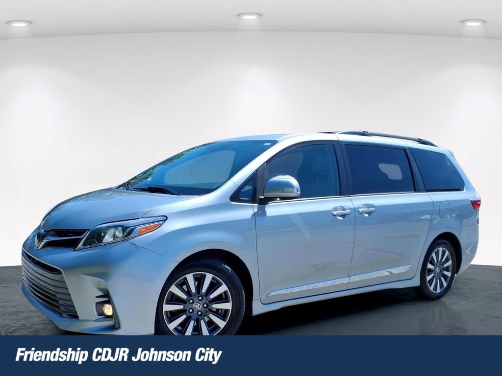 2020 Toyota Sienna Limited Premium 7-Passenger FWD