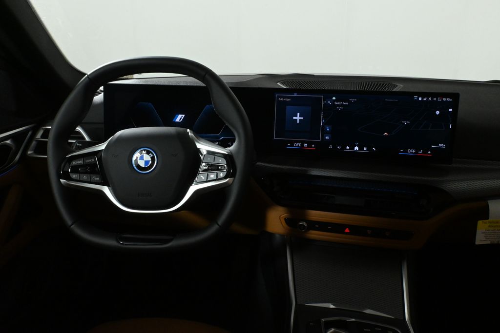 2025 BMW i4 xDrive40 17