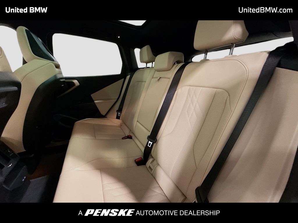 Thumbnail: 2025 BMW X3 - 12