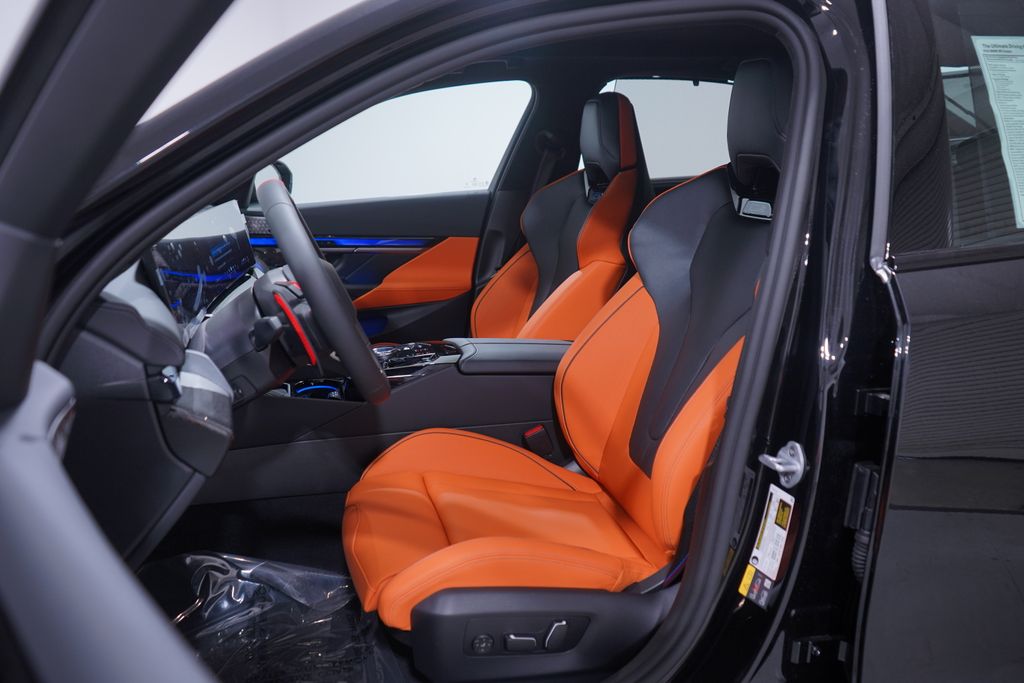 2025 BMW M5 Base 7