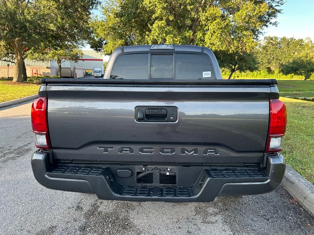 Thumbnail: 2019 Toyota Tacoma - 4