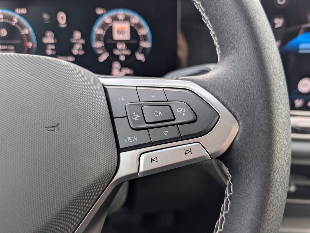 2026 Volkswagen Tiguan 2.0T SE Black at DeMontrond Auto Country