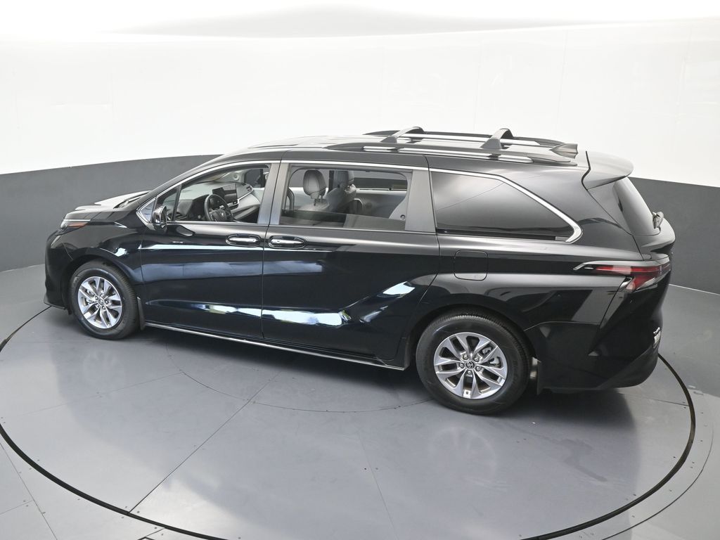 Used 2025 Midnight Black Metallic Toyota XLE image 52