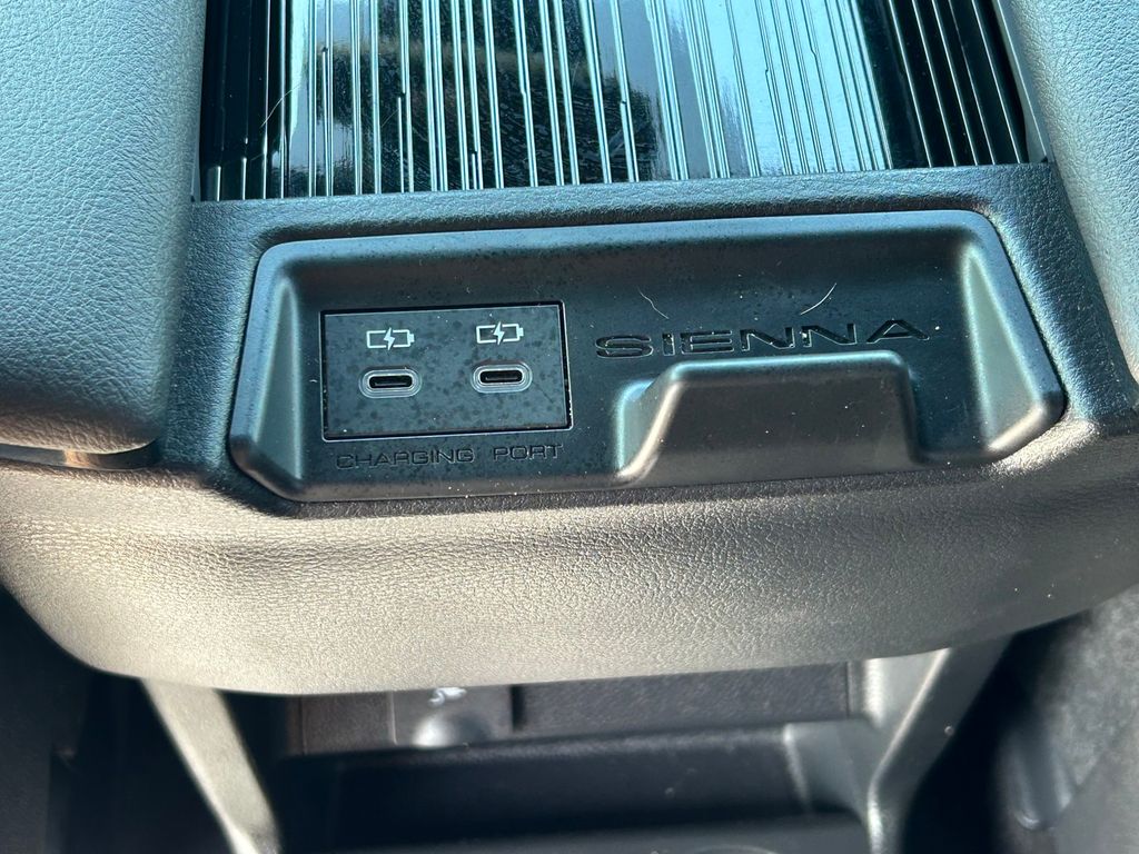 Used 2025 Toyota Sienna Van